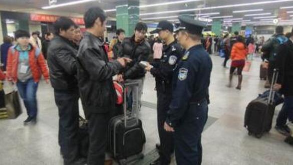 广州保安公司实现人群控制的四个措施